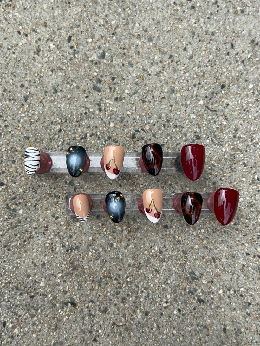 Hello Chic Cherry set